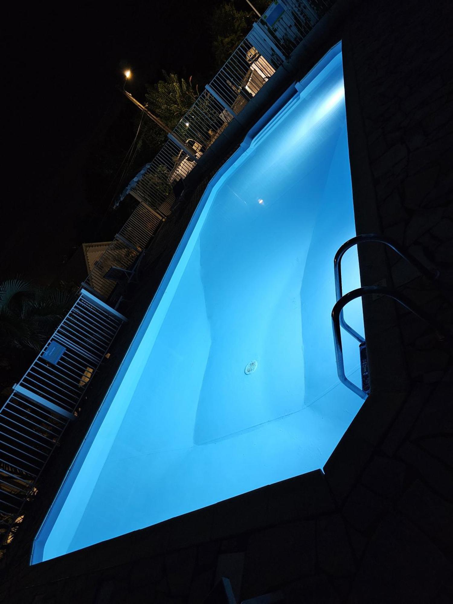 Sweet Crepuscule - Studio Avec Vue Mer Imprenable & Piscine Ле-Труаз-Иле Экстерьер фото